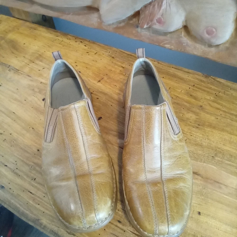 Rockport Men's Size 11 Cognac Brown Leather Slip-On Shoes